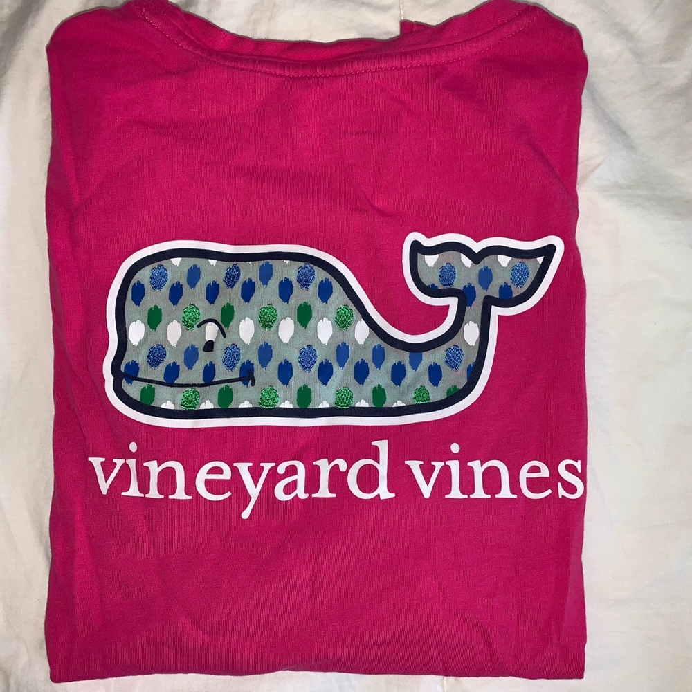 Vineyard Vines T shirt